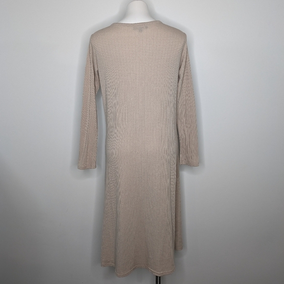 ✨3/$15 Lulu's light tan button up sweater cardigan dress M - Picture 6 of 10